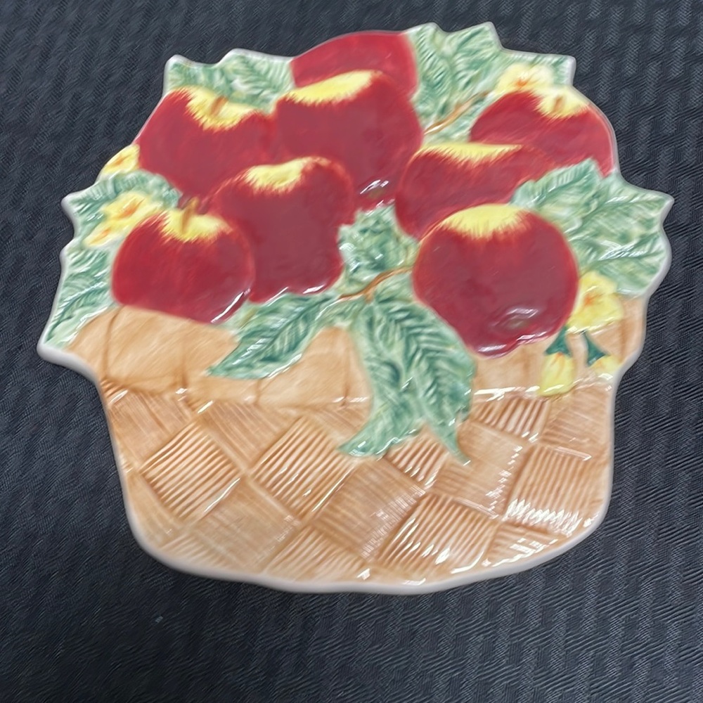 Charter Club Home Summer Grove 1999 Apple Plate